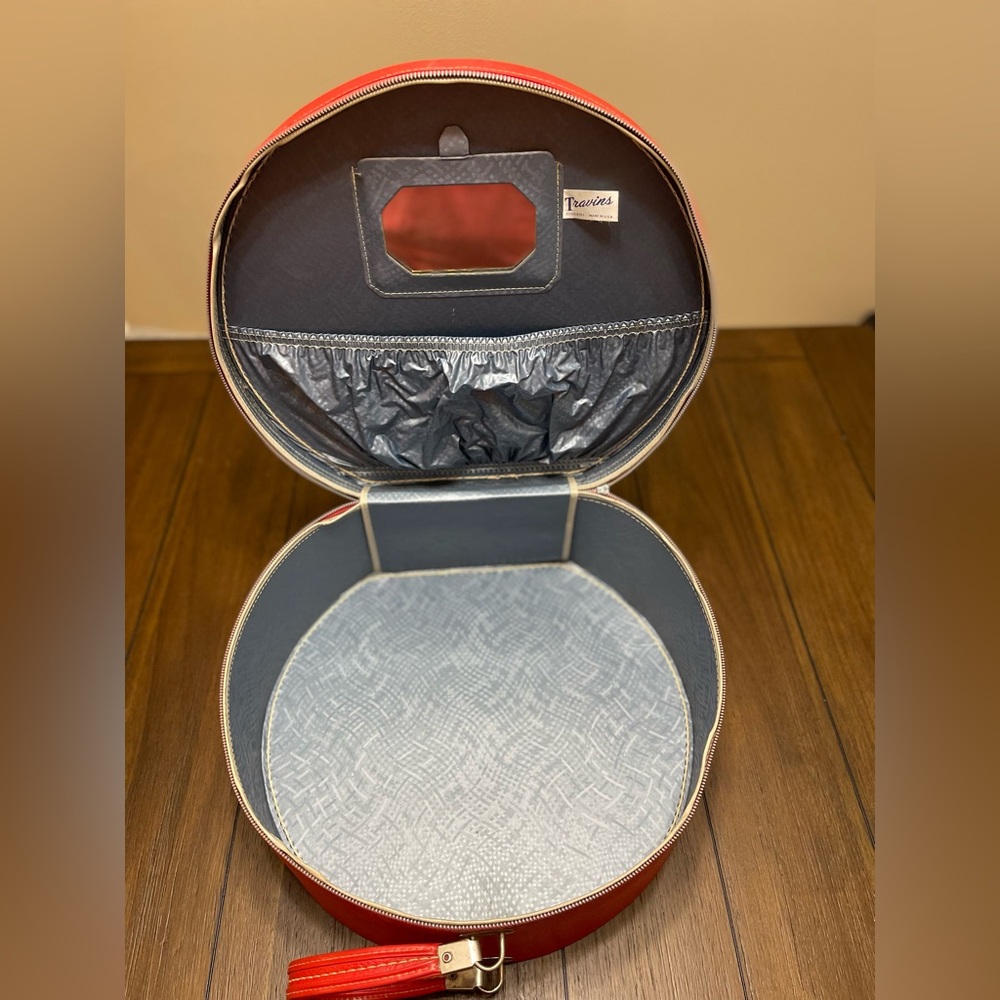 Vintage Travins Hat Box - Picture 6 of 9